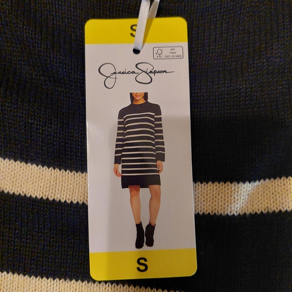 Jessica Simpson Dresses & Skirts - Jessica Simpson Knit Sweater Dress